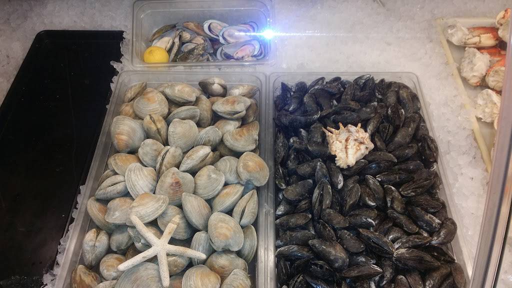 Seven Seas | restaurant | 4725 N 5th St, Philadelphia, PA 19120, USA | 2154571836 OR +1 215-457-1836