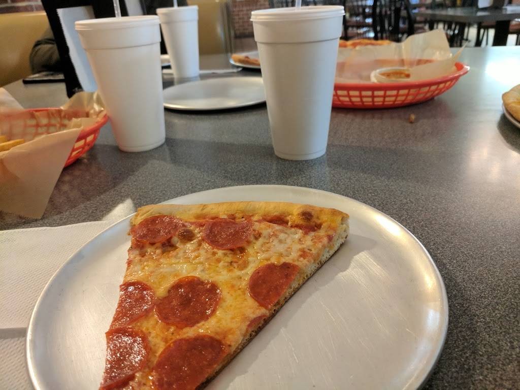 Tonys New York Pizza | restaurant | 42 S Antrim Way, Greencastle, PA 17225, USA | 7175972152 OR +1 717-597-2152