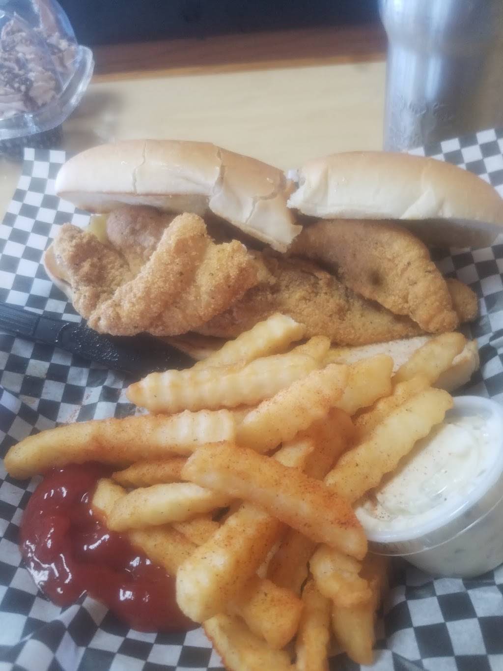 Bishops BBQ Grill | restaurant | 2546 MS-145, Saltillo, MS 38866, USA | 6628698351 OR +1 662-869-8351