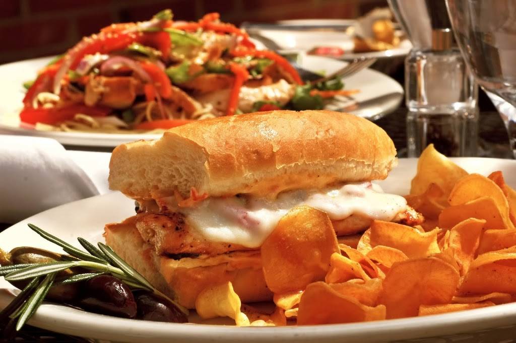 Red Apple Inn | restaurant | 1019 8th St, Monroe, WI 53566, USA | 6083256130 OR +1 608-325-6130