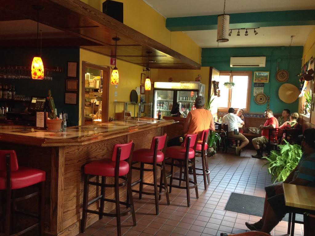 El Comalito | restaurant | 460 West St, Amherst, MA 01002, USA | 4132599999 OR +1 413-259-9999