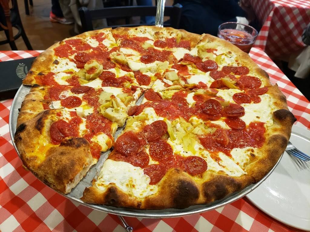 Grimaldis Pizzeria | restaurant | MAGNOLIA PARK TOWN CENTER, 1025 Woodruff Rd k101, Greenville, SC 29607, USA | 8644121032 OR +1 864-412-1032