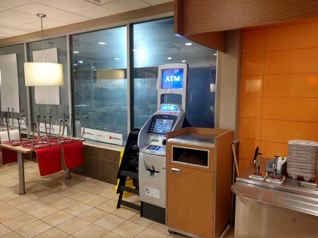 McDonalds | cafe | 411 Barnum Ave, Stratford, CT 06615, USA | 2033780351 OR +1 203-378-0351