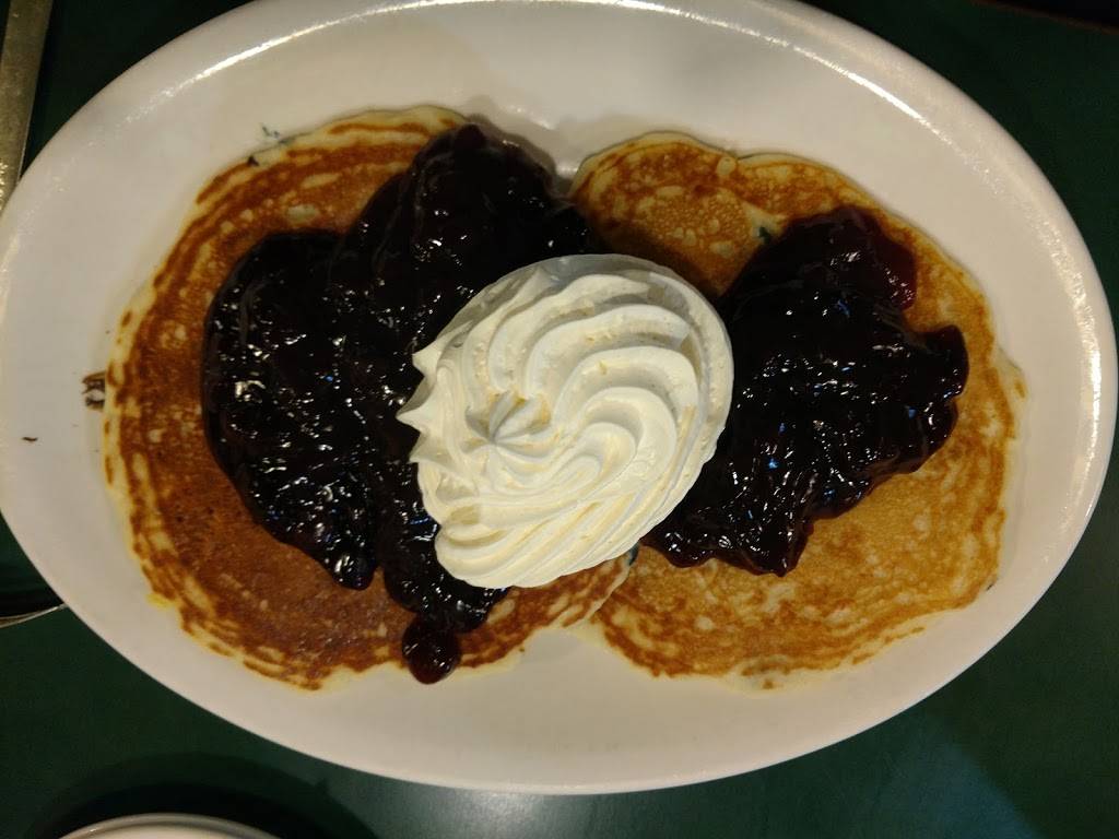 Scennas Family Restaurant | restaurant | 1901 N State St, Girard, OH 44420, USA | 3305458984 OR +1 330-545-8984