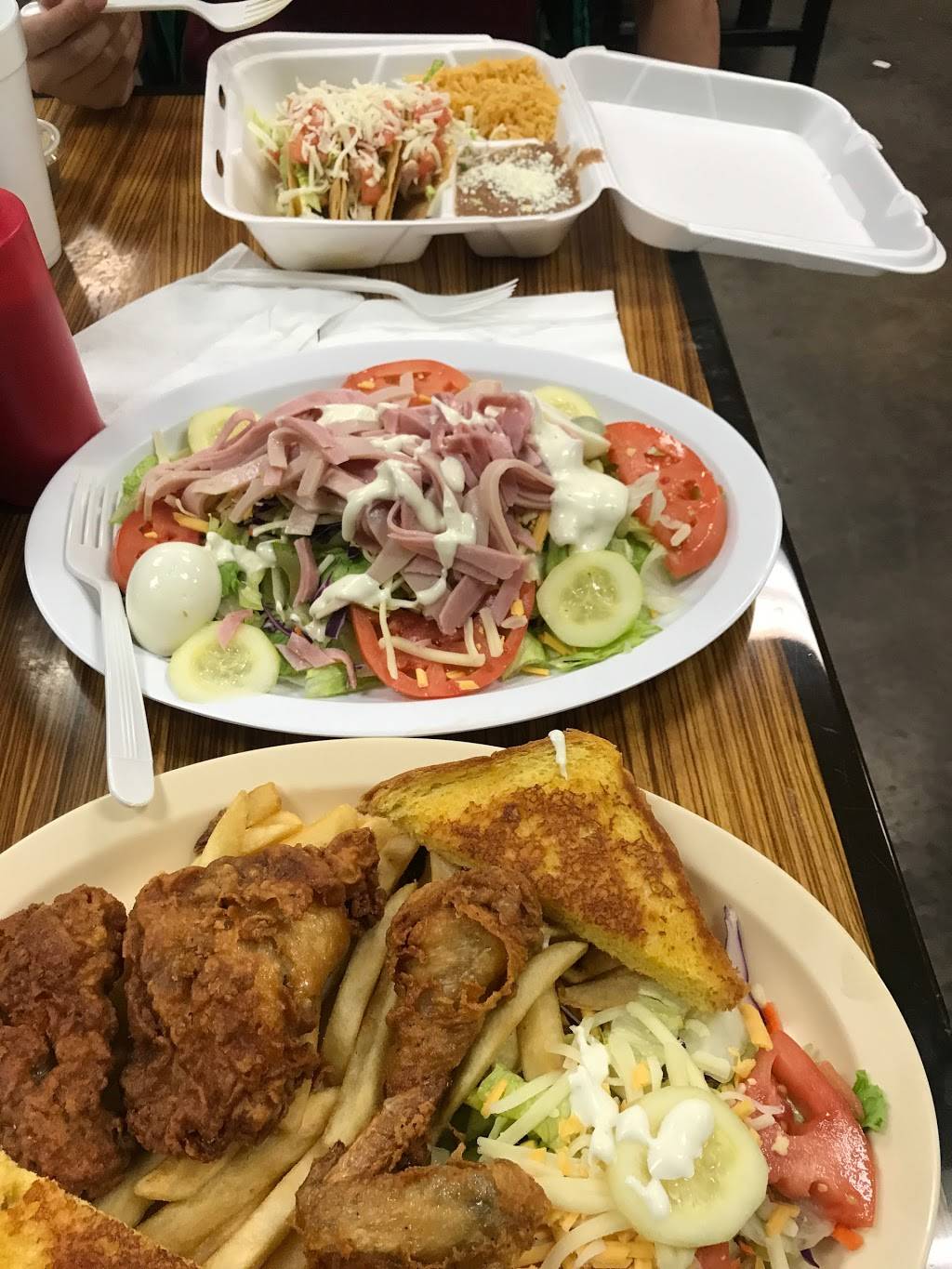 El Antojito Grill | restaurant | 12730 S Figueroa St, Los Angeles, CA 90061, USA | 3237576148 OR +1 323-757-6148