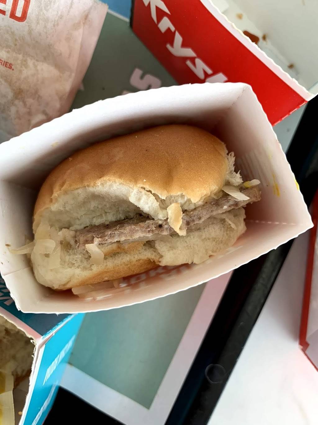 Krystal | restaurant | 277 3rd St S, Jacksonville Beach, FL 32250, USA | 9042466100 OR +1 904-246-6100