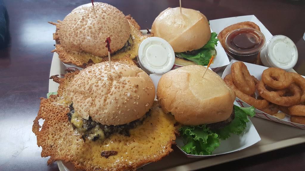 Squeeze Inn Hamburgers | restaurant | 3383 Solano Ave, Napa, CA 94558, USA | 7072576880 OR +1 707-257-6880