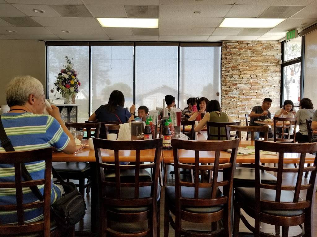 Pho Ga Bac Ninh | restaurant | 605 New Ave, Monterey Park, CA 91755, USA | 6262881448 OR +1 626-288-1448