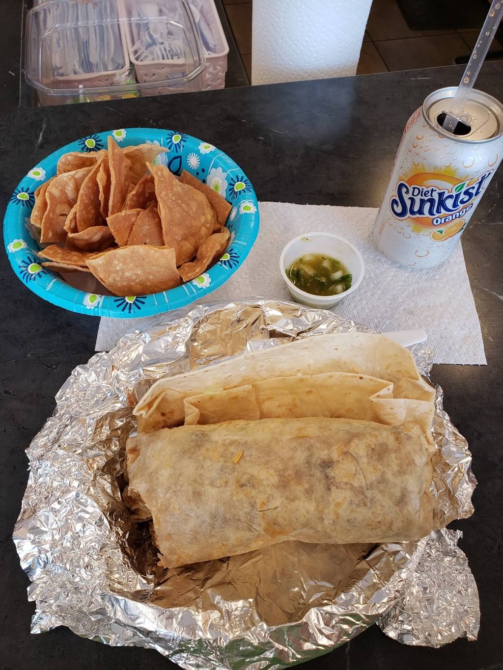 Chinis Burritos | restaurant | 2532 N University Dr, Coral Springs, FL 33065, USA | 9542553949 OR +1 954-255-3949