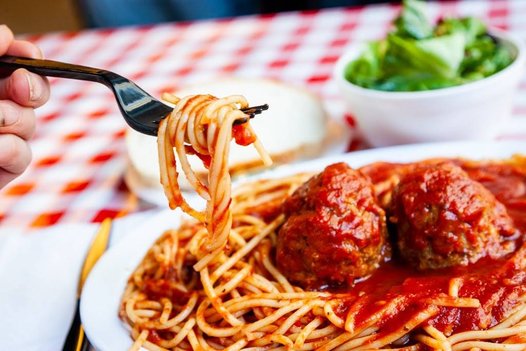 Johnny Cs Deli & Pasta | Kansas City Sandwich Shop | Fast Casua | restaurant | 1111 Main St #115, Kansas City, MO 64105, USA | 8168328831 OR +1 816-832-8831