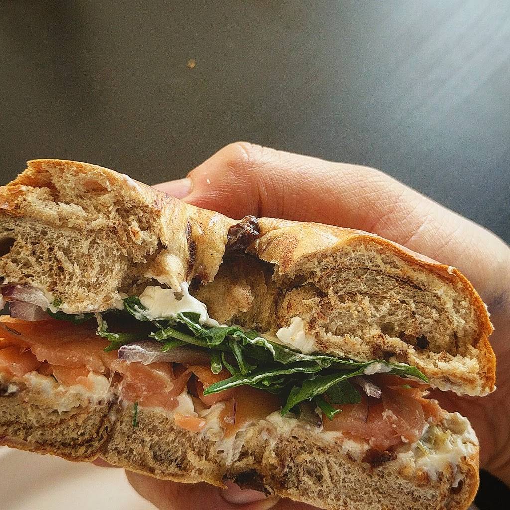 Cafe Fuzion | restaurant | 231 7th Ave N, Nashville, TN 37219, USA | 6159536458 OR +1 615-953-6458