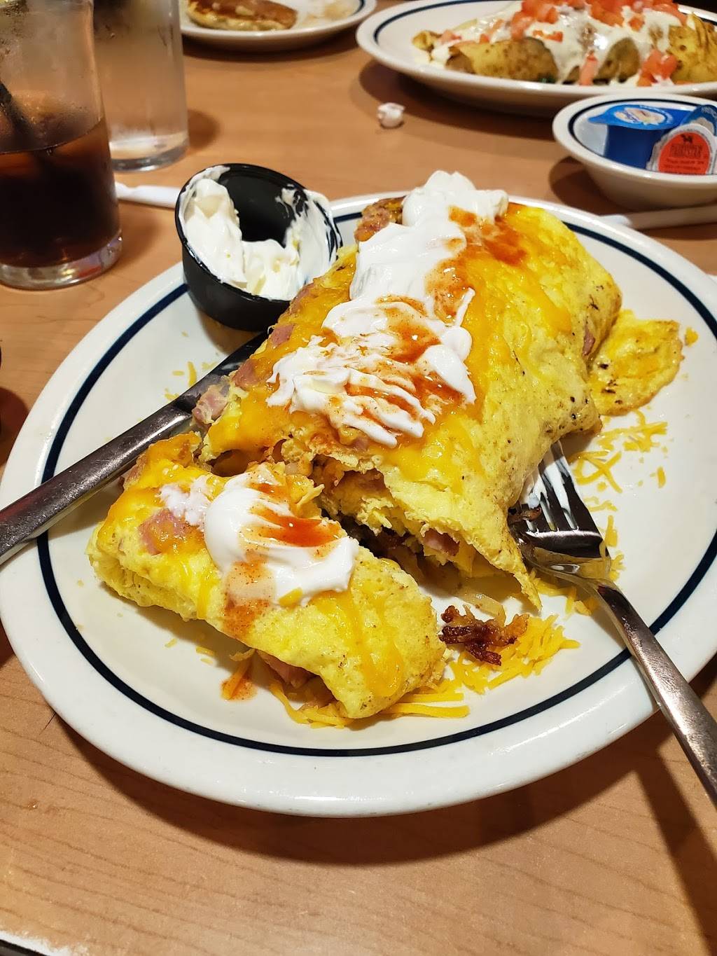 IHOP | restaurant | 1919 Prairie Crossing St, Kansas City, KS 66111, USA | 9137884468 OR +1 913-788-4468