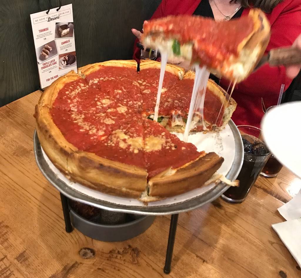 Giordanos | restaurant | 483 S Rand Rd, Lake Zurich, IL 60047, USA | 8477261500 OR +1 847-726-1500