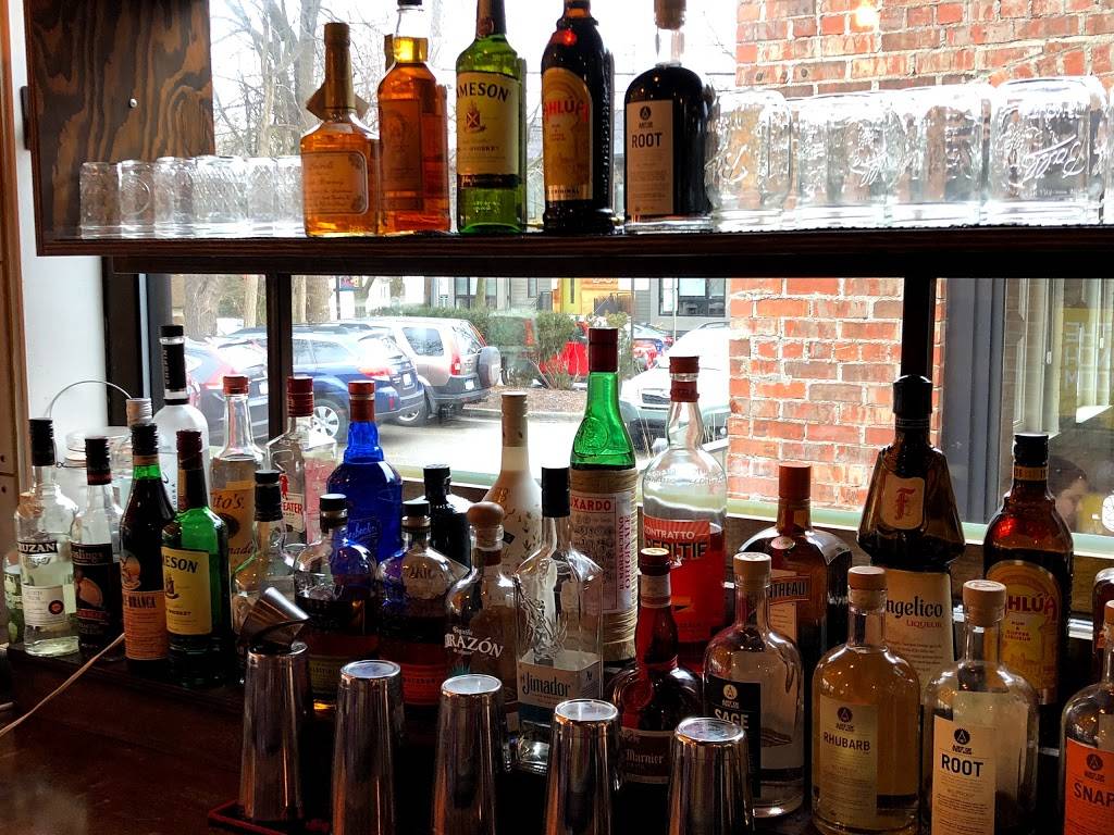 The Lunch Room | restaurant | 407 N 5th Ave, Ann Arbor, MI 48104, USA | 7342248859 OR +1 734-224-8859