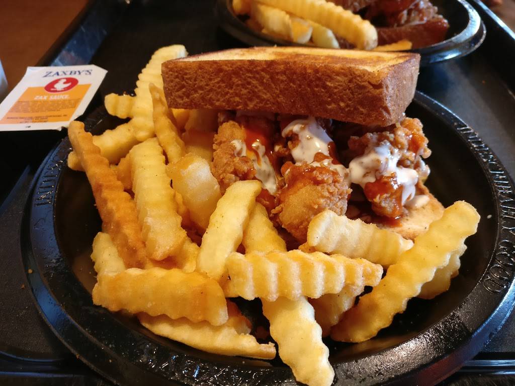 Zaxbys Chicken Fingers & Buffalo Wings | restaurant | 19590 Cochran Blvd, Port Charlotte, FL 33948, USA | 9414567519 OR +1 941-456-7519