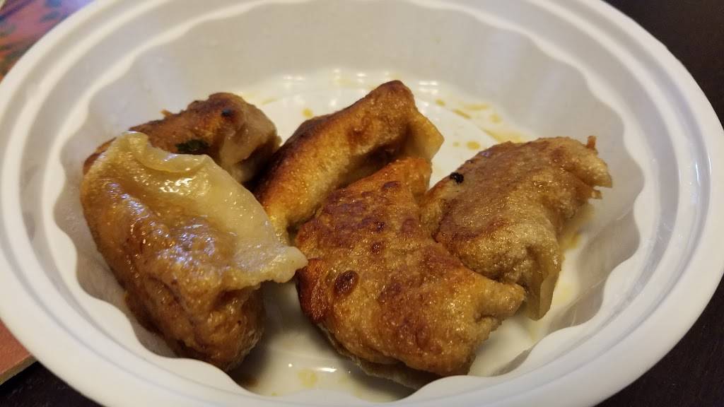 New Peking Kitchen | restaurant | 640 Middle Country Rd, Selden, NY 11784, USA | 6316980236 OR +1 631-698-0236