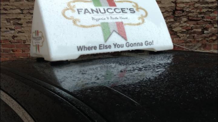 Fanucces Campus Pizzeria & Pasta House | restaurant | 2032 Euclid Ave, Cleveland, OH 44115, USA | 2165055650 OR +1 216-505-5650