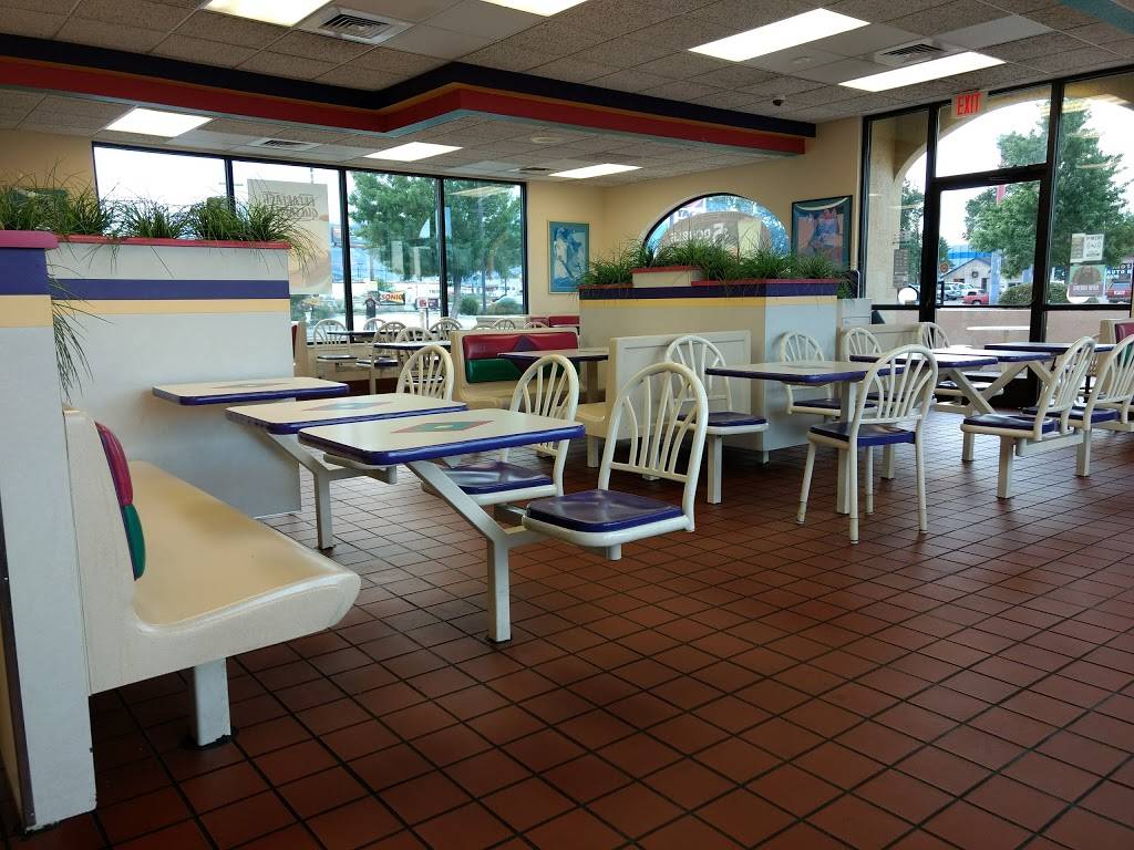 Taco Bell | meal takeaway | 325 E Fillmore St, Colorado Springs, CO 80907, USA | 7194713357 OR +1 719-471-3357
