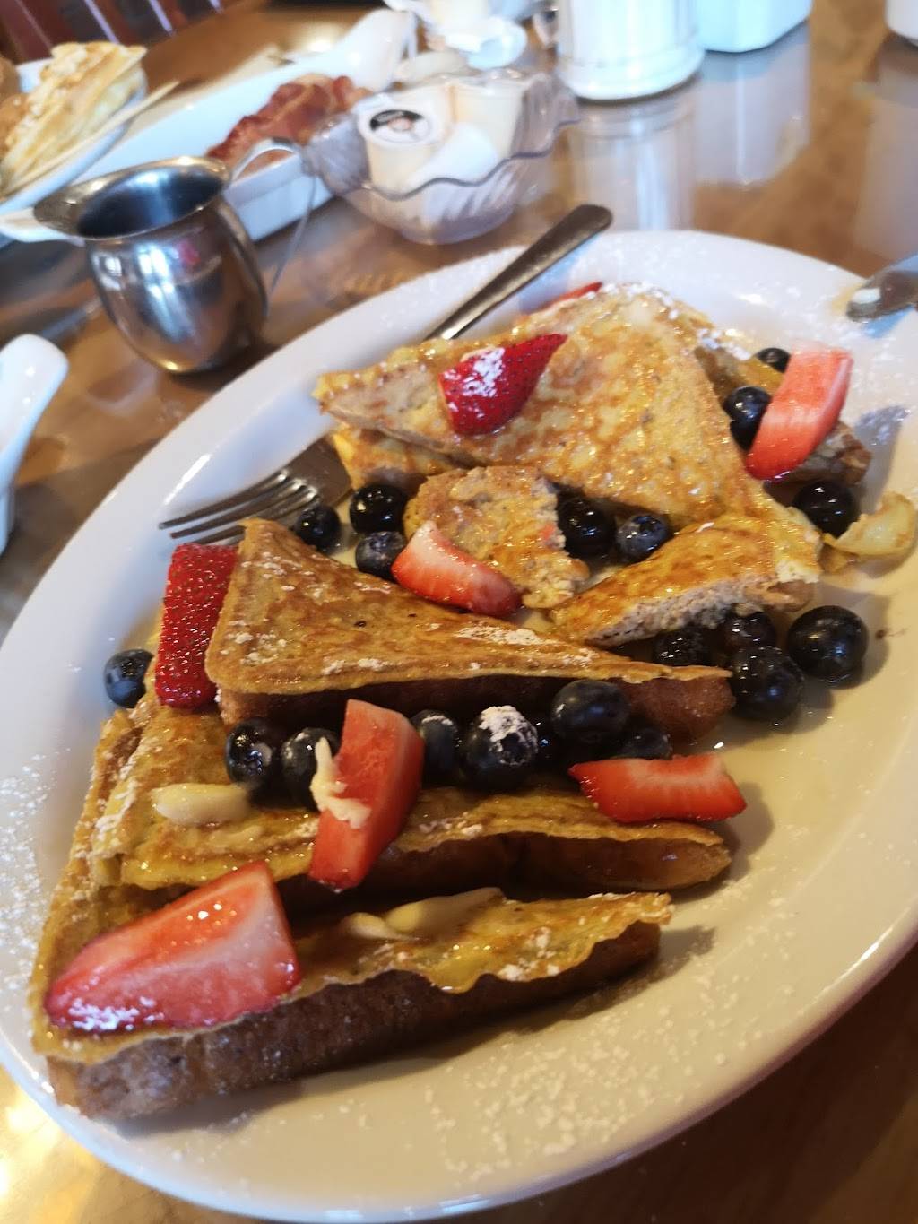 The Original Moms Restaurant | restaurant | 65 Bell Farm Rd, Barrie, ON L4M 5G1, Canada | 7057268761 OR +1 705-726-8761