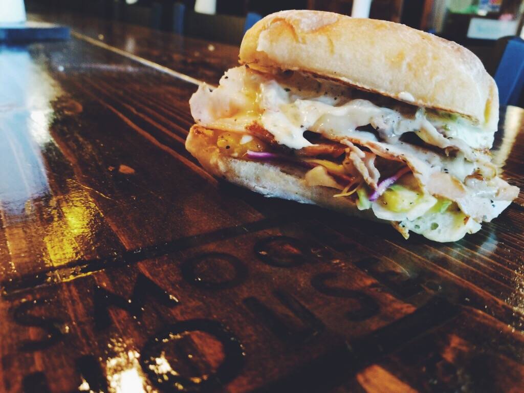 Smoqehouse | restaurant | 1701 Gulf Dr N, Bradenton Beach, FL 34217, USA | 9412425340 OR +1 941-242-5340