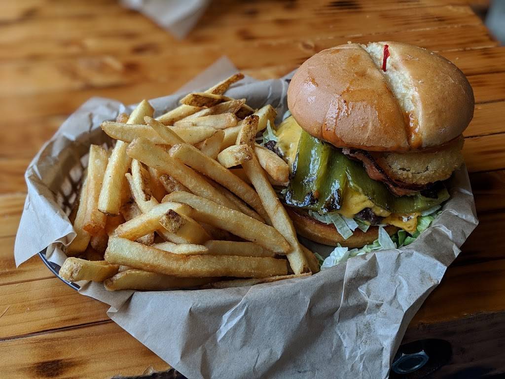 Spanky Burger & Brew | restaurant | 601 S Pine St, Tacoma, WA 98405, USA | 2533271111 OR +1 253-327-1111