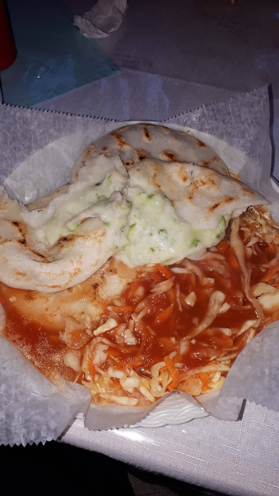 El Guanaco | restaurant | 4195 Broadway, New York, NY 10033, USA | 2127955400 OR +1 212-795-5400