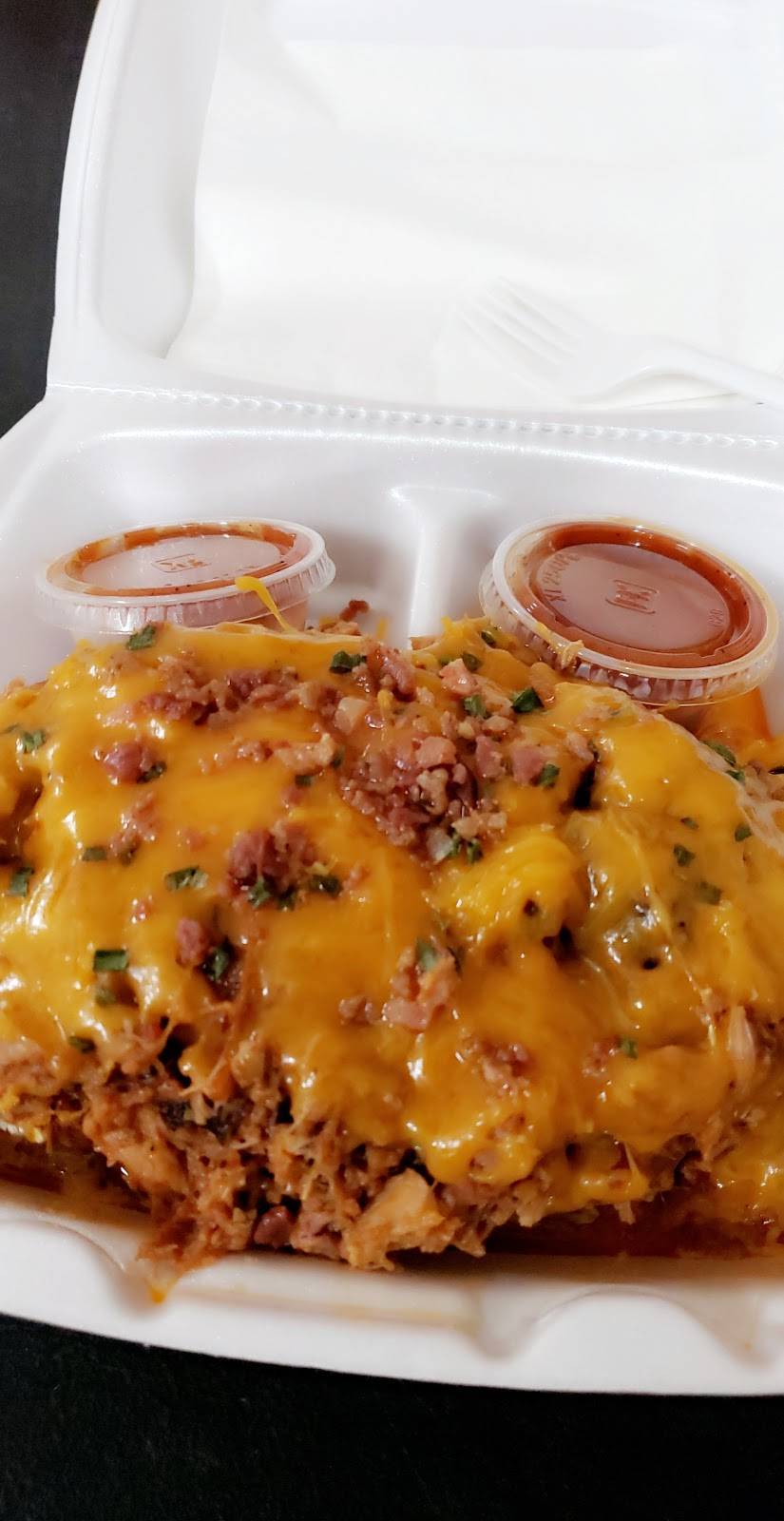 Silverwares BBQ | restaurant | 726 S State St, Lyons, GA 30436, USA | 9123884827 OR +1 912-388-4827