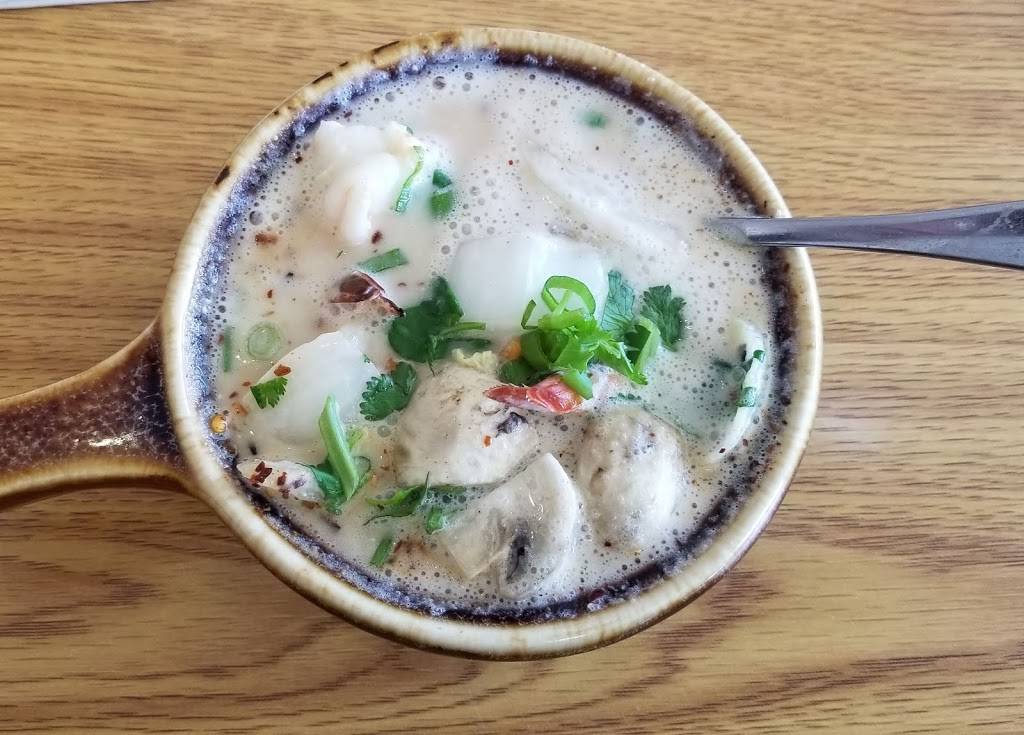 Crazy Thai Restaurant | restaurant | 1801 7th Ave, Beaver Falls, PA 15010, USA | 7243841698 OR +1 724-384-1698