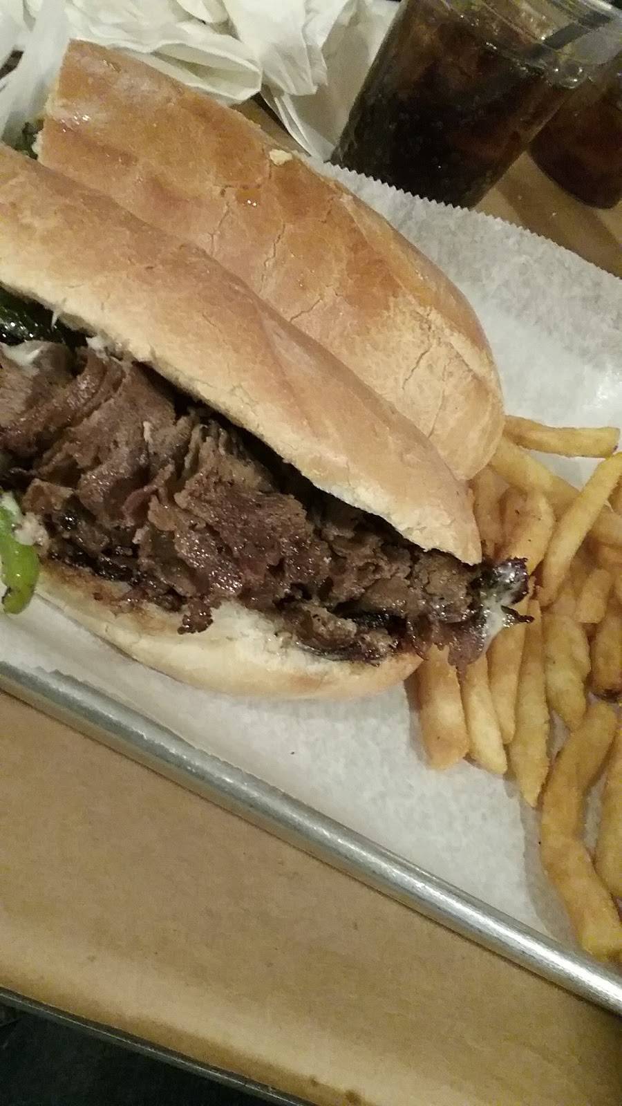 Daveluys Restaurant | restaurant | 150 Echo Lake Rd, Watertown, CT 06795, USA | 8602748829 OR +1 860-274-8829