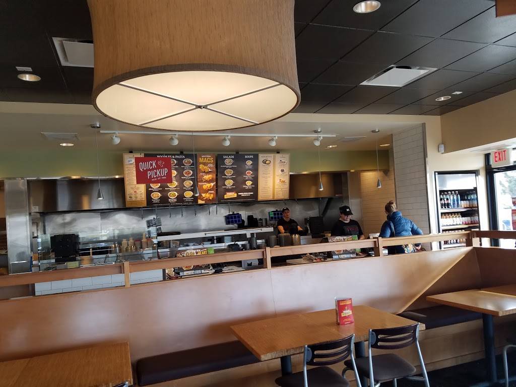Noodles and Company | restaurant | 2110 SW Wanamaker Rd, Topeka, KS 66614, USA | 7852712317 OR +1 785-271-2317