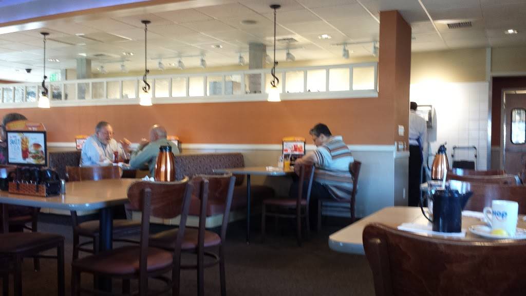 IHOP | bakery | 765 E Calaveras Blvd, Milpitas, CA 95035, USA | 4089428887 OR +1 408-942-8887