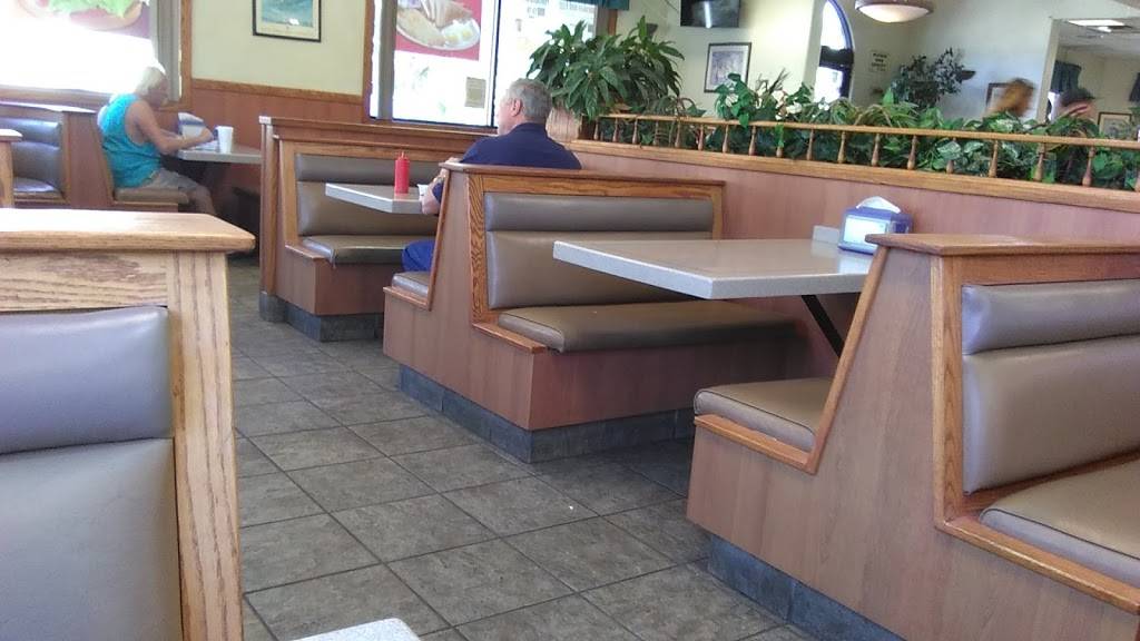 MGM Burgers | restaurant | 1691 Main St, Riverside, CA 92501, USA | 9512761744 OR +1 951-276-1744