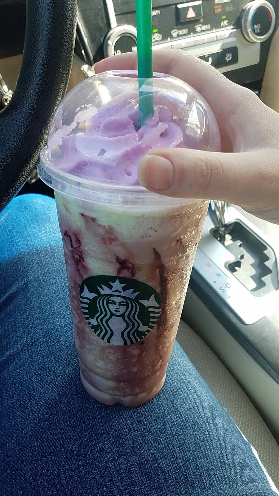 Starbucks | cafe | 1089 E Prosperity Ave, Tulare, CA 93274, USA | 5596881332 OR +1 559-688-1332