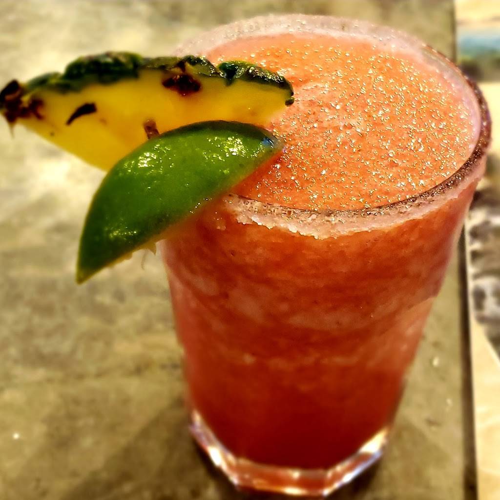 LandShark Bar & Grill | restaurant | 515 Parkway, Gatlinburg, TN 37738, USA | 8652777008 OR +1 865-277-7008