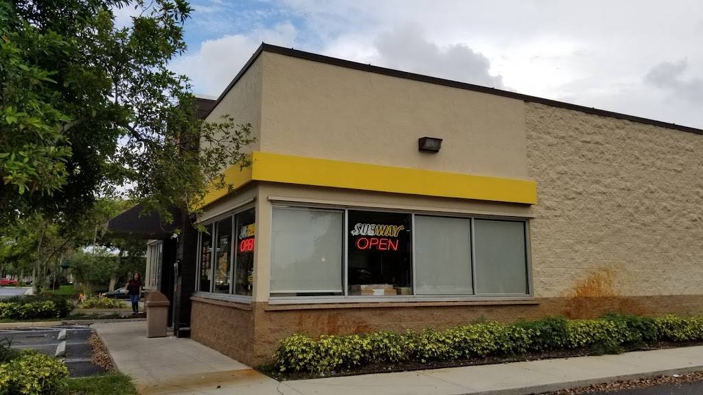 Subway | meal takeaway | 1724 W Hillsboro Blvd, Deerfield Beach, FL 33441, USA | 9544205153 OR +1 954-420-5153