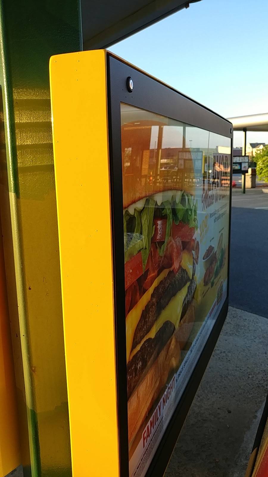 Sonic Drive-In | restaurant | 171 Gateway Dr, Winchester, VA 22602, USA | 5405357203 OR +1 540-535-7203