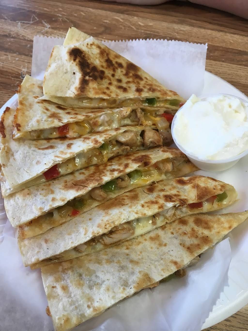 Vickys Casa del Sabor | restaurant | 771 Wellwood Ave, Lindenhurst, NY 11757, USA | 6312255040 OR +1 631-225-5040