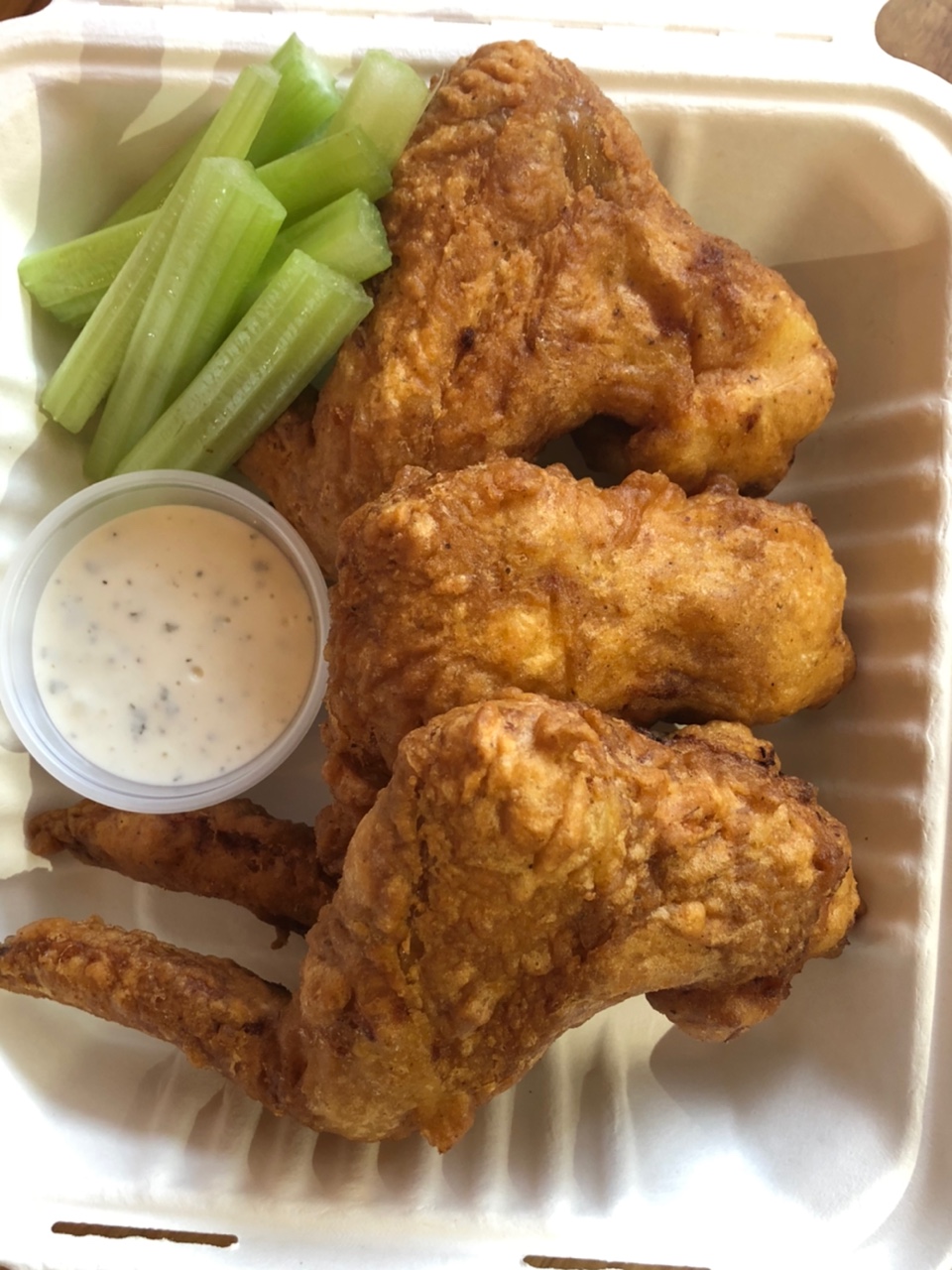 K Wings World | restaurant | 16 Goodrich Ave, Petersburg, VA 23805, USA | 8047320174 OR +1 804-732-0174