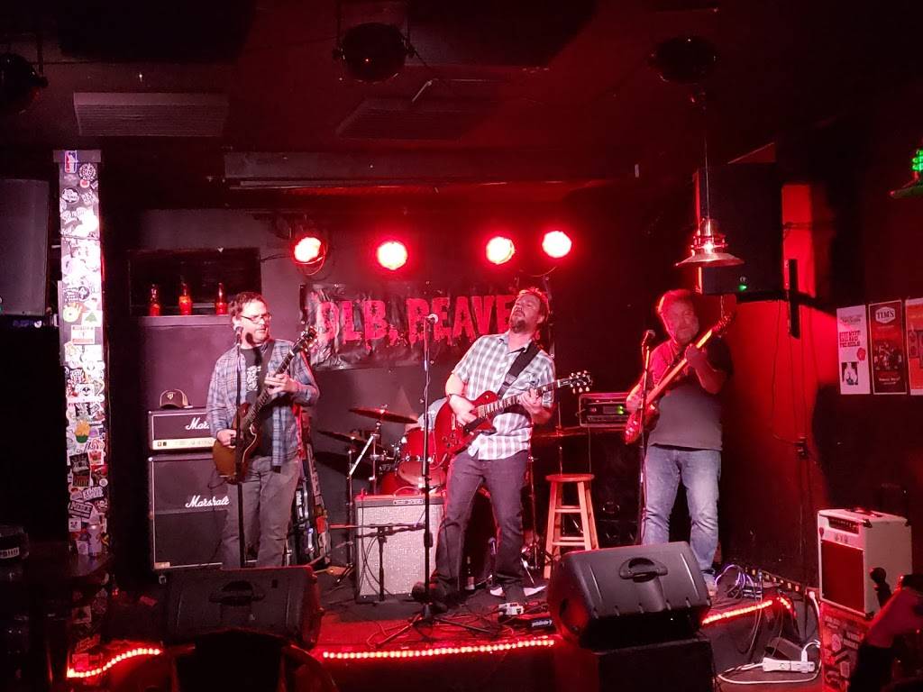 Tims Tavern | restaurant | 602 N 105th St, Seattle, WA 98133, USA | 2067899005 OR +1 206-789-9005