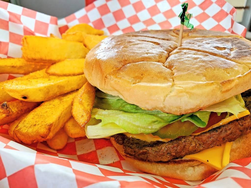 Rays Corner Store Burgers | restaurant | 1945 8th Ave, Fort Worth, TX 76110, USA | 8179249461 OR +1 817-924-9461