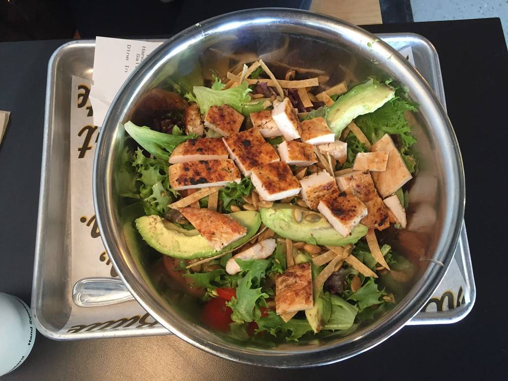 Super Chix | bakery | 14999 Preston Rd Suite 226, Dallas, TX 75254, USA | 9727880660 OR +1 972-788-0660