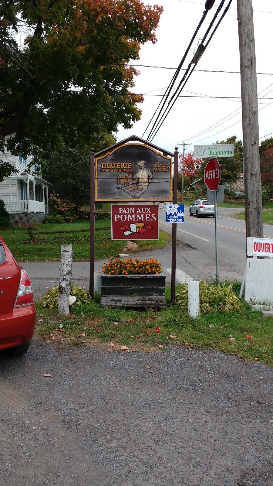 TARTERIE DU VERGER DES MUSIQUES INC. | restaurant | 854 Chemin Principal, Saint-Joseph-du-Lac, QC J0N 1M0, Canada | 4506234889 OR +1 450-623-4889