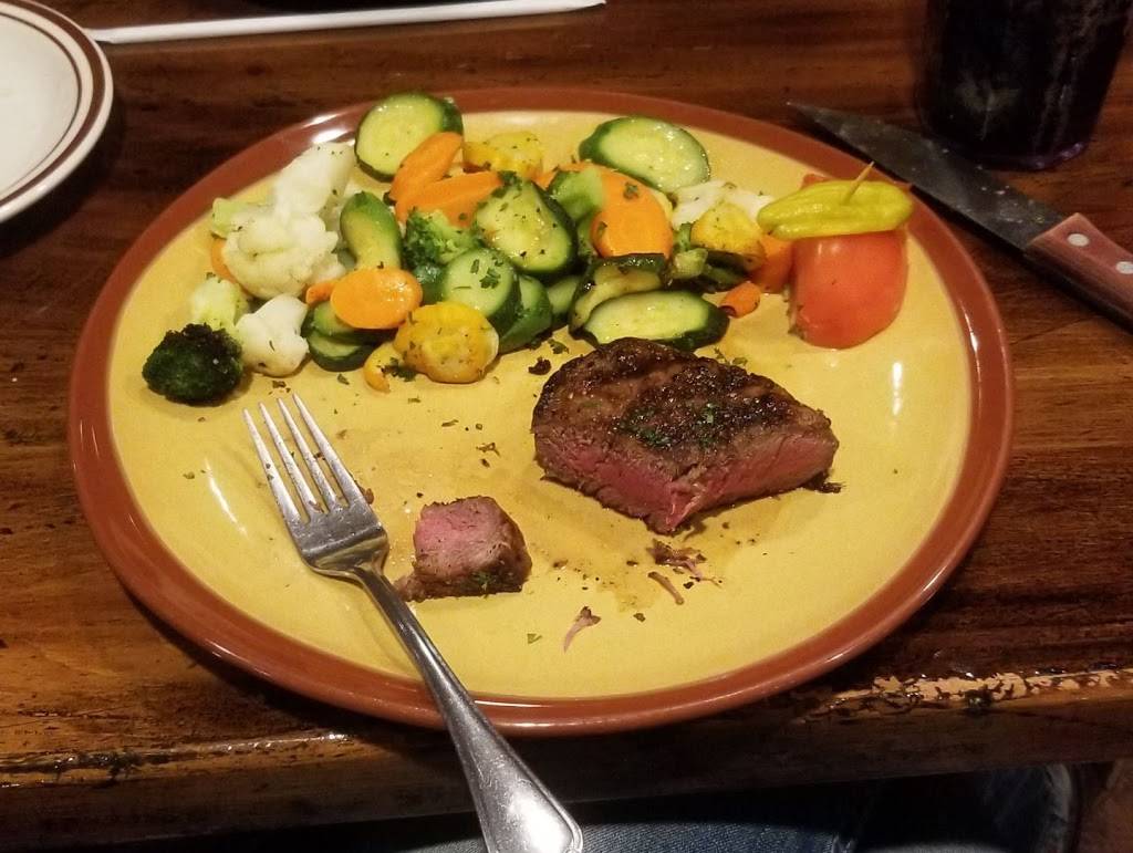 Carusos Restaurant | restaurant | 2435 N 200 W, Angola, IN 46703, USA | 2608332617 OR +1 260-833-2617