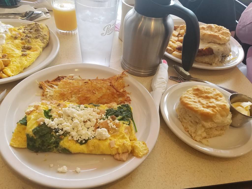 The Big Biscuit | restaurant | 5502 NE Antioch Rd, Kansas City, MO 64119, USA | 8163212955 OR +1 816-321-2955