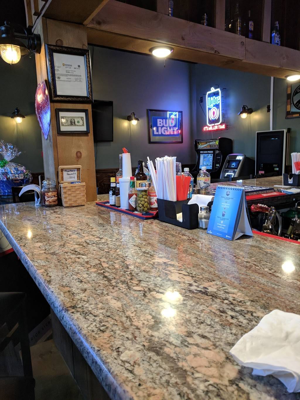 Rooneys Pub | restaurant | New Columbia, 8880 River Rd, New Columbia, PA 17856, USA | 5705681111 OR +1 570-568-1111