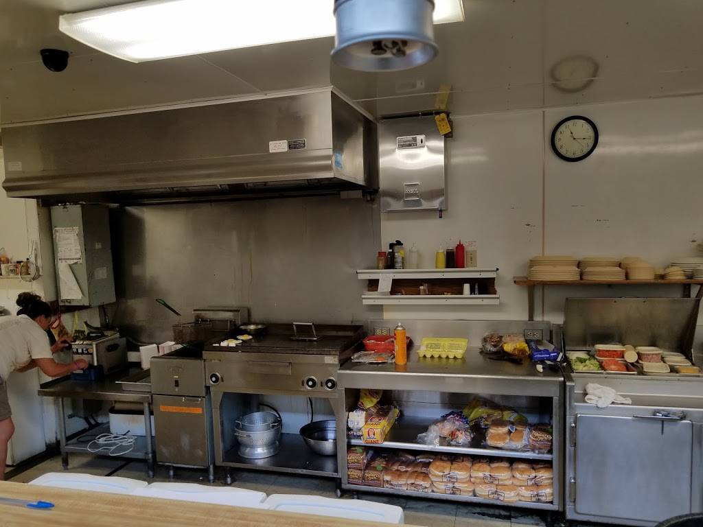 Coal Bucket Deli | restaurant | 100 Tazewell Mall Cir # 16, Tazewell, VA 24651, USA | 2769889111 OR +1 276-988-9111