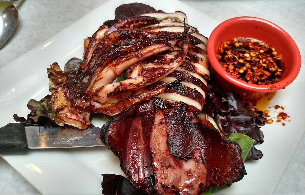 Tito Rads Grill | restaurant | 49-10 Queens Blvd, Woodside, NY 11377, USA | 7182057299 OR +1 718-205-7299