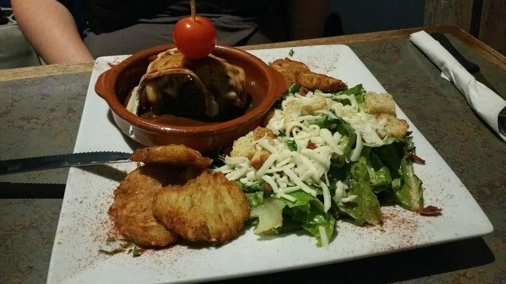 Lala Bistro | restaurant | 530 Avenue de Buckingham, Gatineau, QC J8L 1N2, Canada | 8199861676 OR +1 819-986-1676