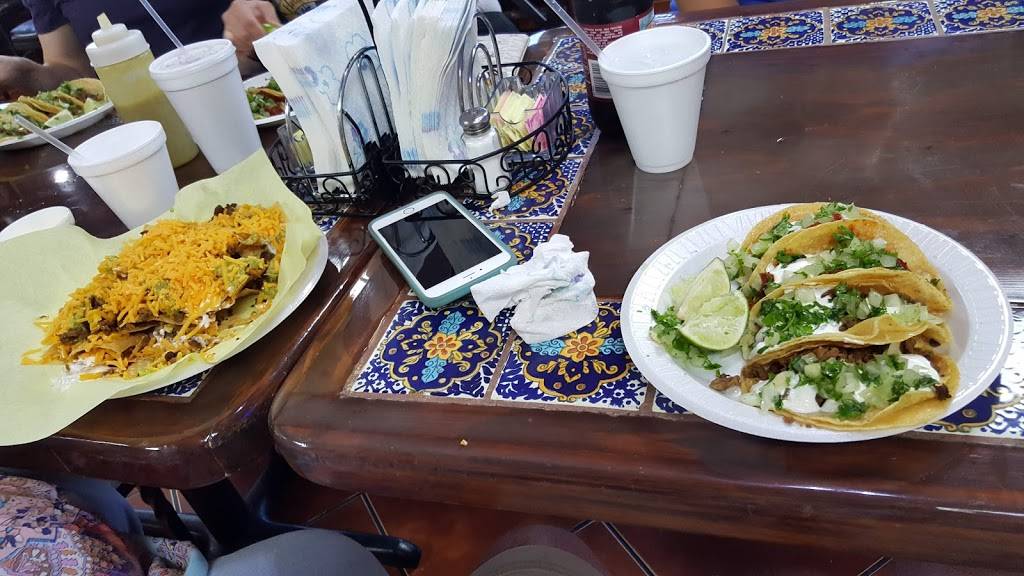Tacos El Pastor | restaurant | 422 W Pioneer Dr, Irving, TX 75061, USA | 9722539220 OR +1 972-253-9220