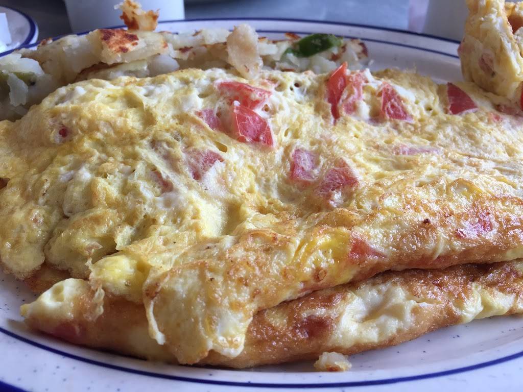 Blue Angel Diner | restaurant | 1000 Old Country Rd, Plainview, NY 11803, USA | 5169321160 OR +1 516-932-1160